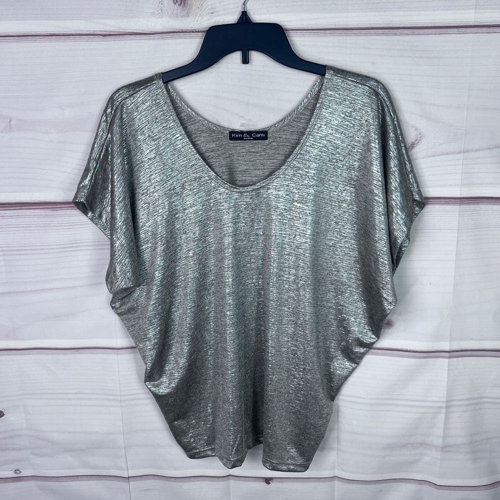 Kim & Cami Top Womens M Silver Dolman Sleeve Blouse Scoop Neck Knit Pullover